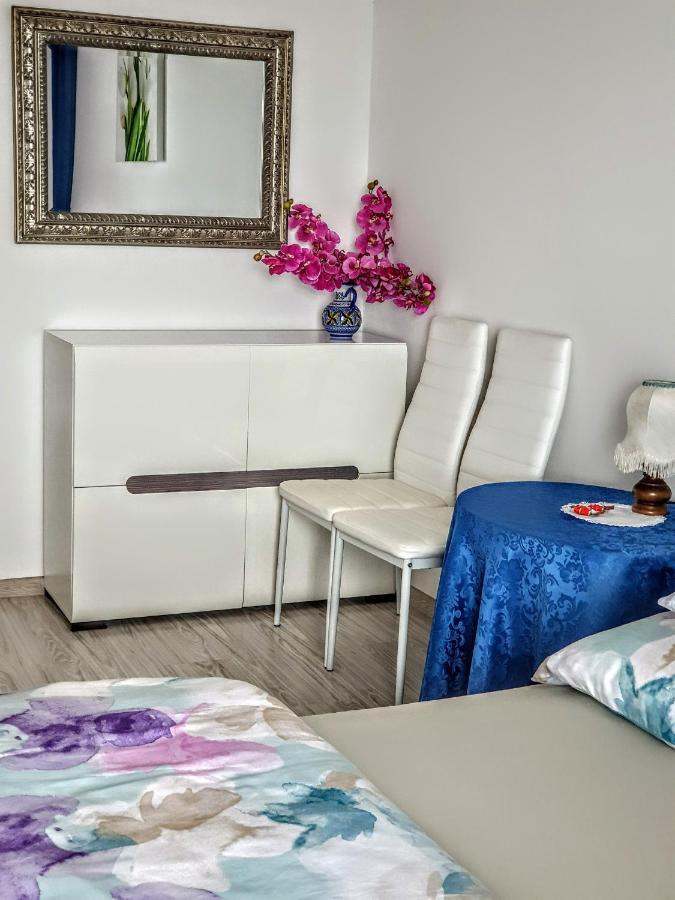 Apartamenty Porta Mare Дзивновек Екстериор снимка