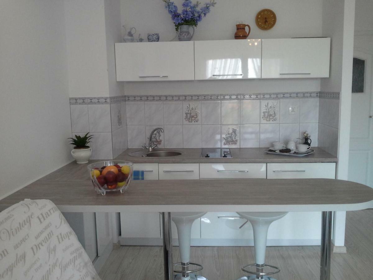 Apartamenty Porta Mare Дзивновек Екстериор снимка